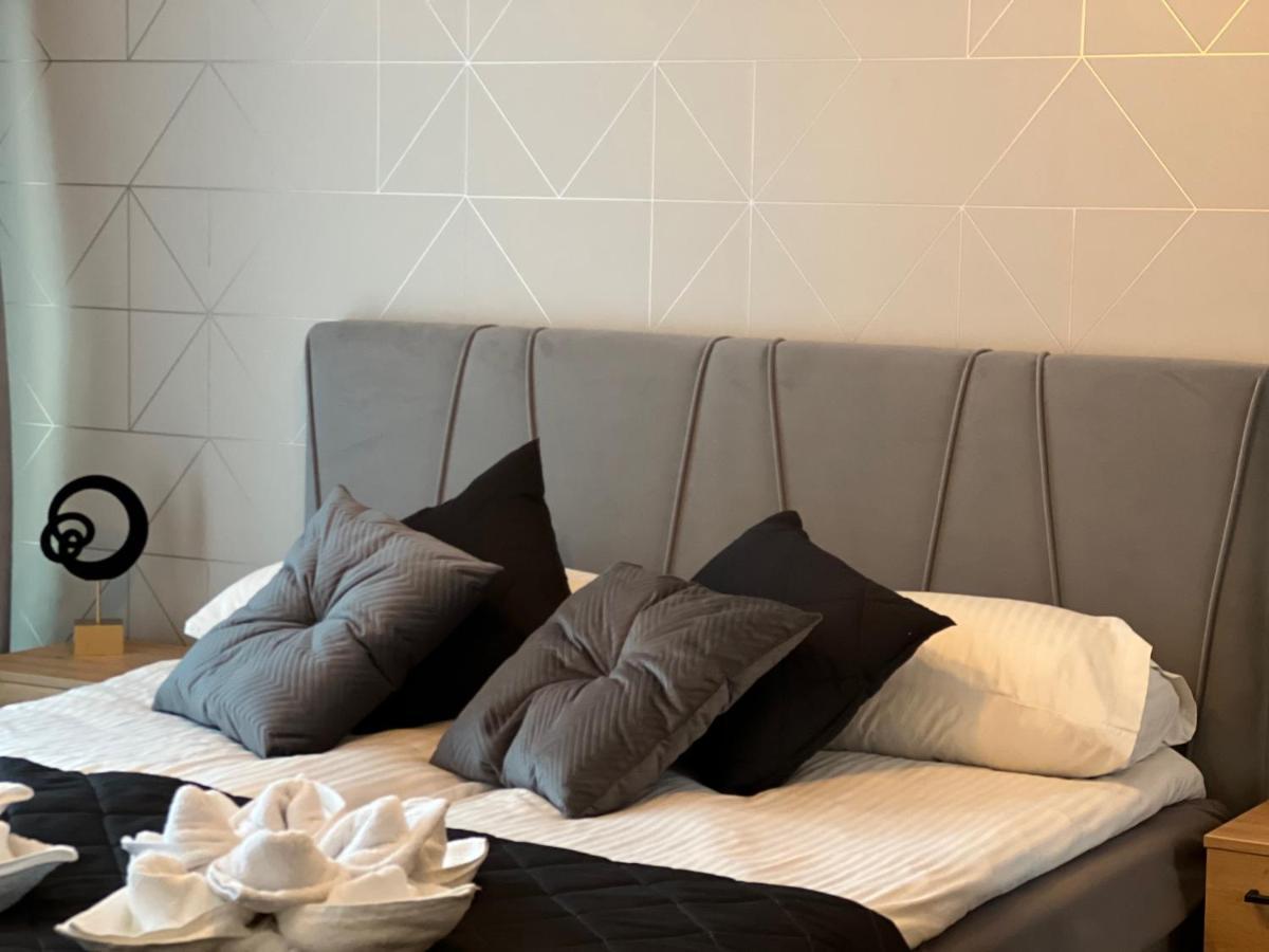 Family & Business Elegant Apartments, Kadzielnia, Wdk, Stadion Korona -1 Bedroom, Terrace, Garage, New! Кельце Экстерьер фото