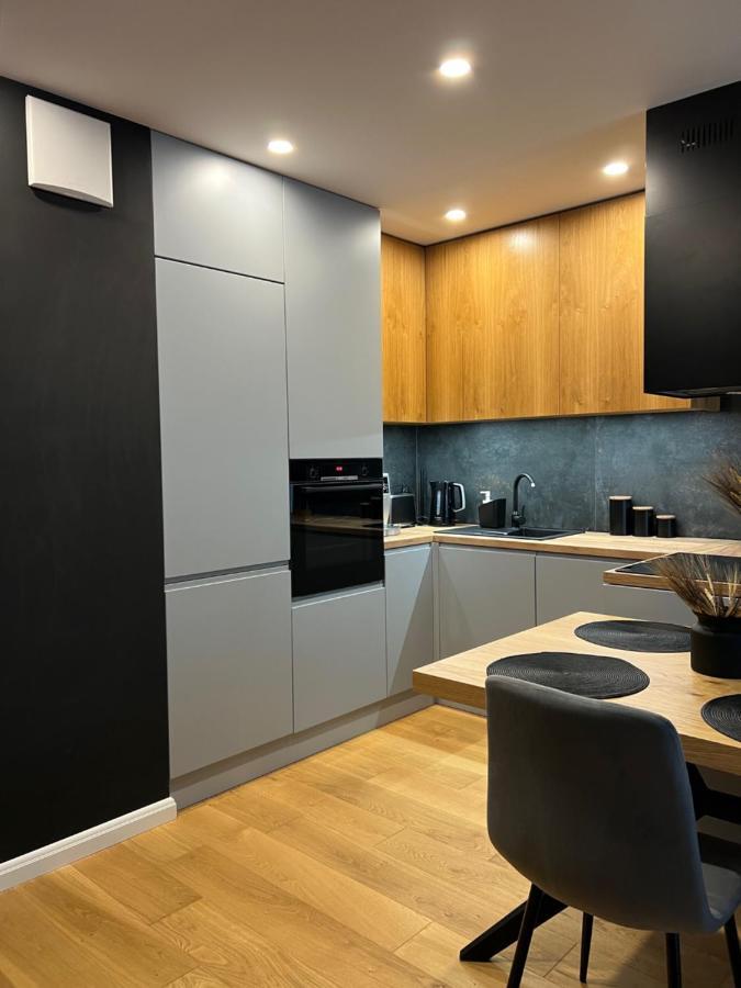 Family & Business Elegant Apartments, Kadzielnia, Wdk, Stadion Korona -1 Bedroom, Terrace, Garage, New! Кельце Экстерьер фото