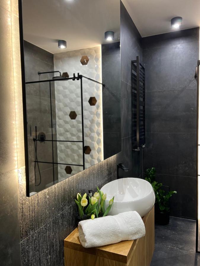 Family & Business Elegant Apartments, Kadzielnia, Wdk, Stadion Korona -1 Bedroom, Terrace, Garage, New! Кельце Экстерьер фото
