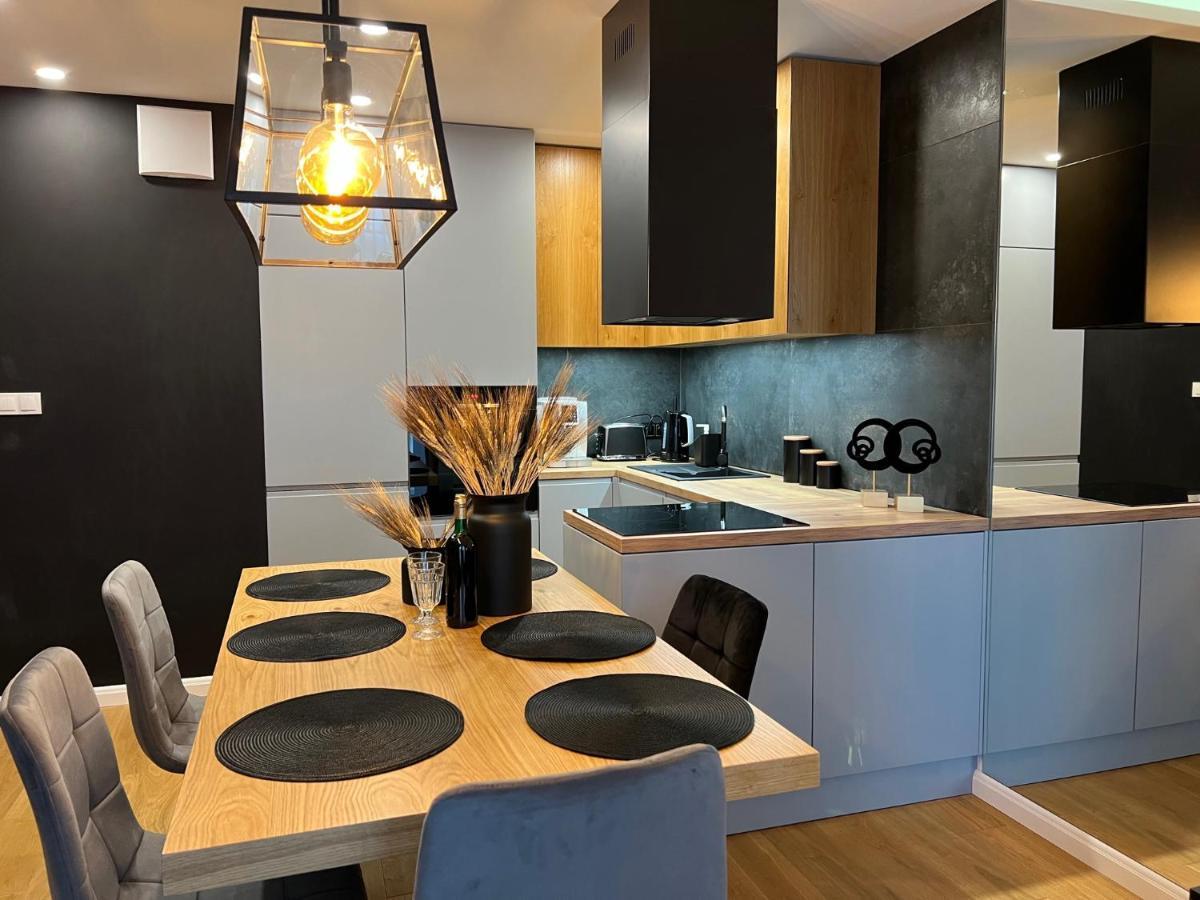 Family & Business Elegant Apartments, Kadzielnia, Wdk, Stadion Korona -1 Bedroom, Terrace, Garage, New! Кельце Экстерьер фото